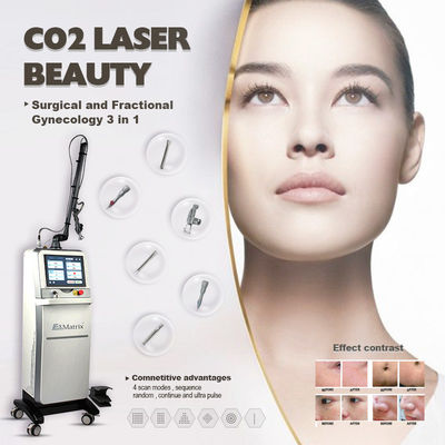 10.6μM Lcd Co2 آلة الليزر الجزئي 0.1mm الموافقة على بقعة FDA
